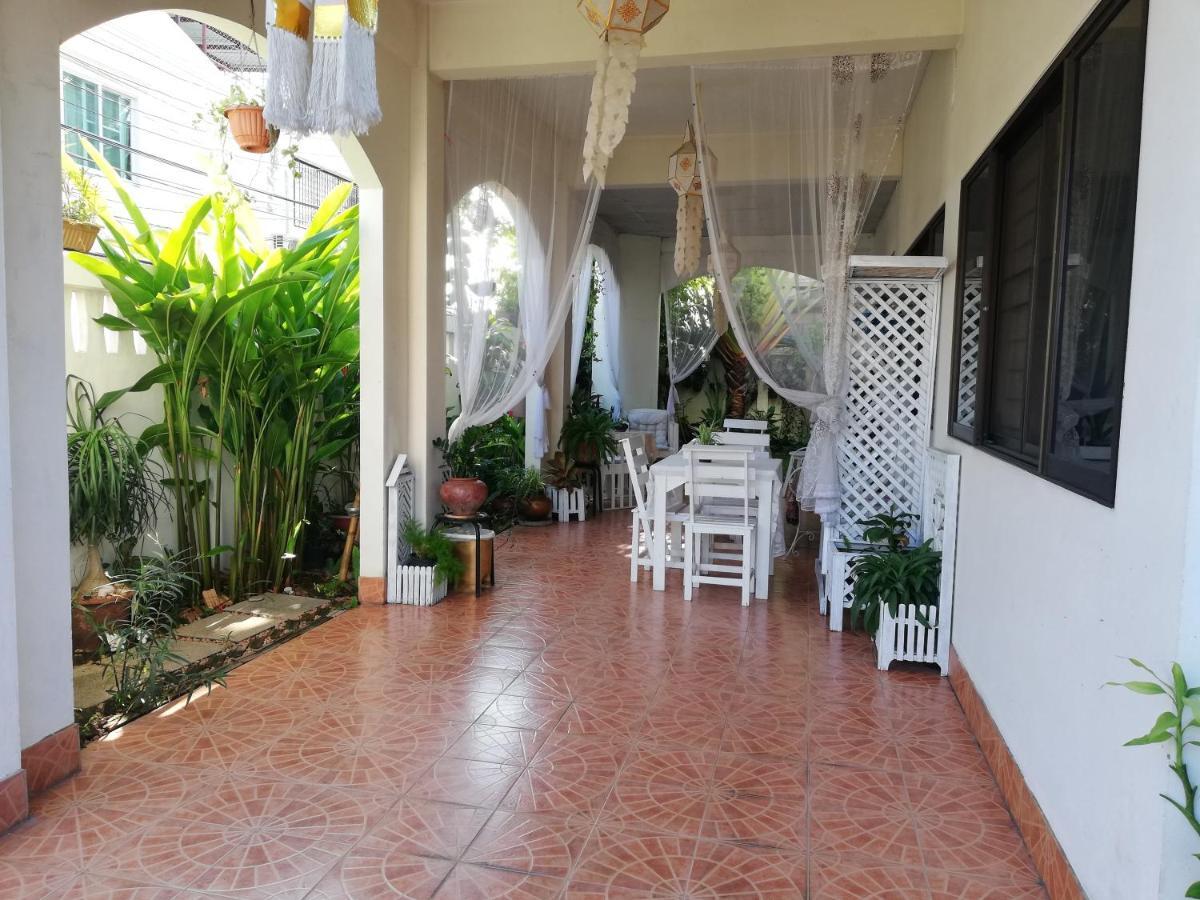 Dd Smile House, Nong Hoi Hotel Чиангмай Екстериор снимка